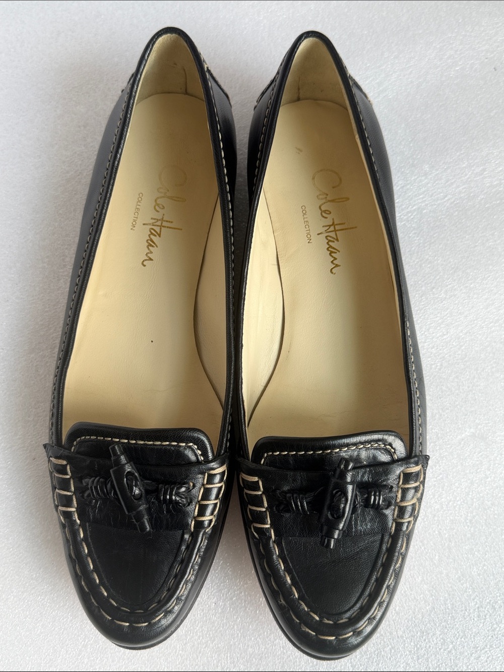 COLE HAAN Black Leather Tassel Loafers Contrast Stitching Flats Women’s 5.5